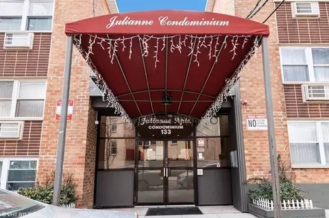 133 33rd St #1H, Union City, NJ 07087