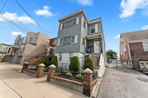 808 Grand Ave, North Bergen, NJ 07047