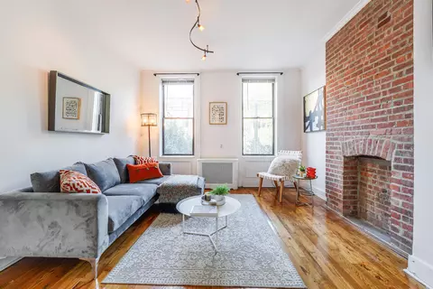204 Washington St #3A, Jersey City, NJ 07302