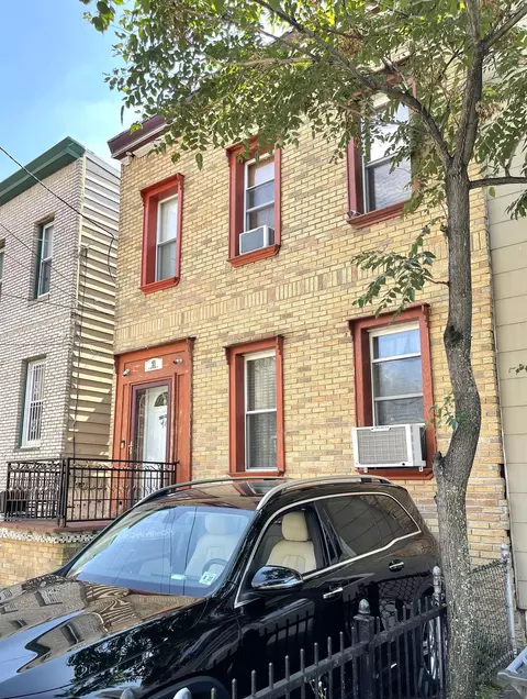 93 Zabriskie St, Jersey City, NJ 07307