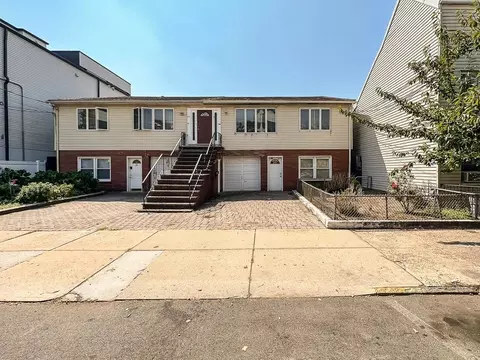 31 Leonard St, Jersey City, NJ 07307
