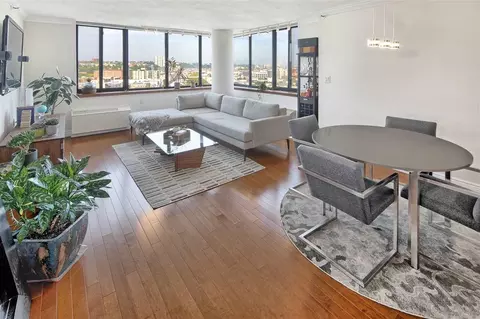 551 Observer Hwy #14B, Hoboken, NJ 07030