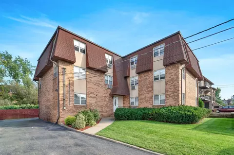 1138 Farm Rd #E, Secaucus, NJ 07094 photo 14