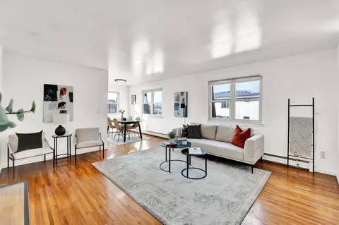 1138 Farm Rd #E, Secaucus, NJ 07094