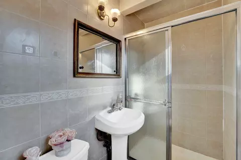 1138 Farm Rd #E, Secaucus, NJ 07094 photo 12