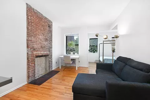 230 Bloomfield St #201, Hoboken, NJ 07030