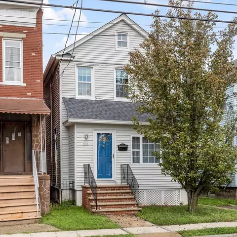 256 Maple St, Secaucus, NJ 07094