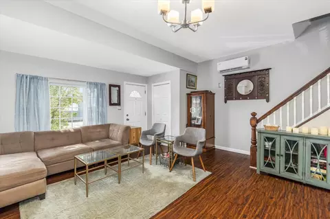 256 Maple St, Secaucus, NJ 07094 photo 4