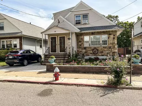 148 Sycamore Rd, Jersey City, NJ 07305