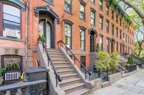 135 Mercer St, Jersey City, NJ 07302