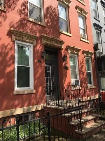 619 Willow Ave #5R, Hoboken, NJ 07030