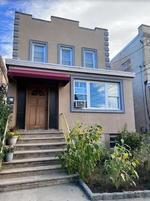 237 Day Ave, Cliffside Park, NJ 07010