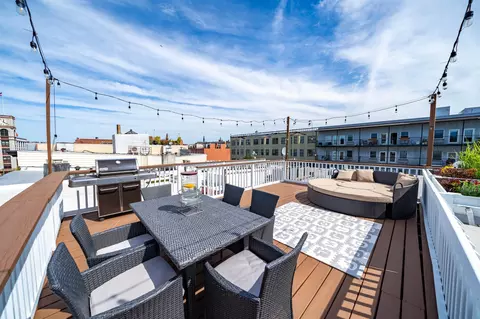 205 Adams St #4, Hoboken, NJ 07030