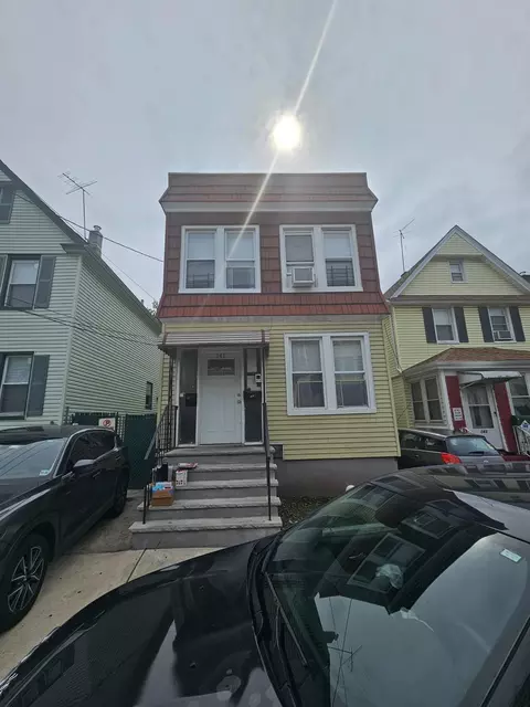 141 Clendenny Ave, Jersey City, NJ 07304