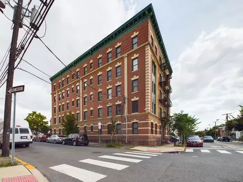 608 Bramhall Ave #5A, Jersey City, NJ 07304