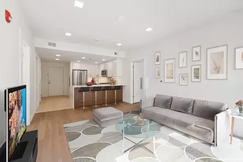 275 2nd St #203, Jersey City, NJ 07302