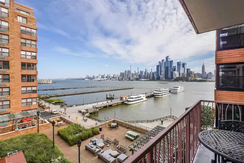 2 Constitution Ct #701, Hoboken, NJ 07030