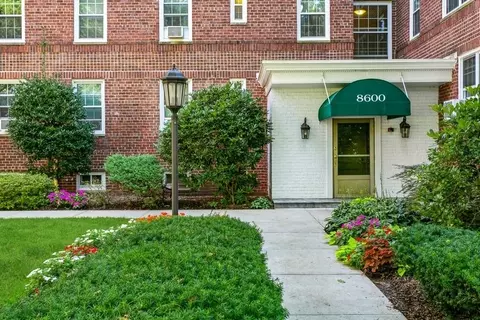 8600 Blvd E #2G, North Bergen, NJ 07047