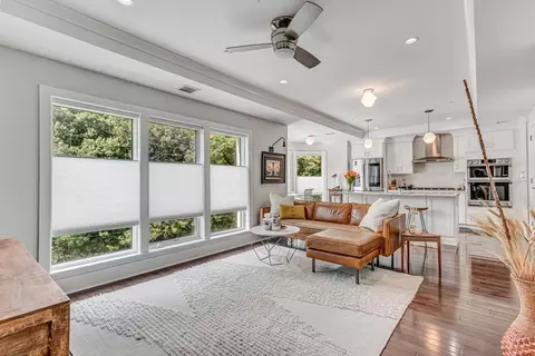 56 Eton Row, Weehawken, NJ 07086
