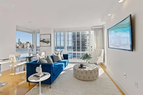 2 2nd St #1506, Jersey City, NJ 07302