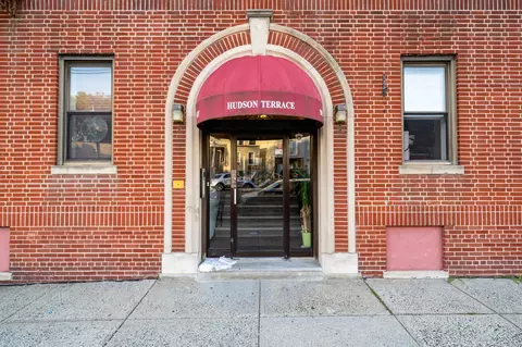 1677 Kennedy Blvd #6, Jersey City, NJ 07305