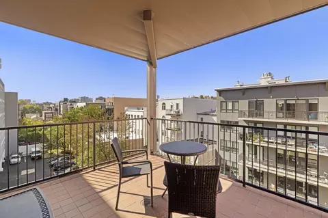 528 Madison St #4, Hoboken, NJ 07030