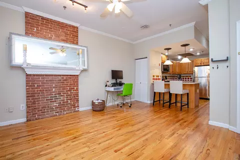 214 Park Ave #1R, Hoboken, NJ 07030