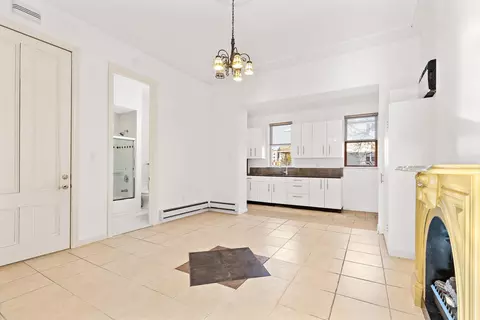 111 Chestnut Ave, Jersey City, NJ 07306
