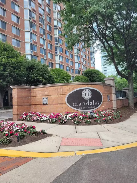 20 2nd St #PH2608, Jersey City, NJ 07302