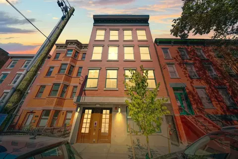 226 Bay St #4, Jersey City, NJ 07302
