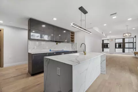 72 York St #7, Jersey City, NJ 07302