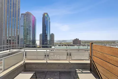 105 Greene St #1705, Jersey City, NJ 07302