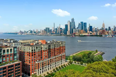 1025 Maxwell Ln #1009, Hoboken, NJ 07030