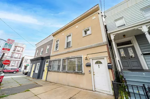 3 Milton Ave, Jersey City, NJ 07307