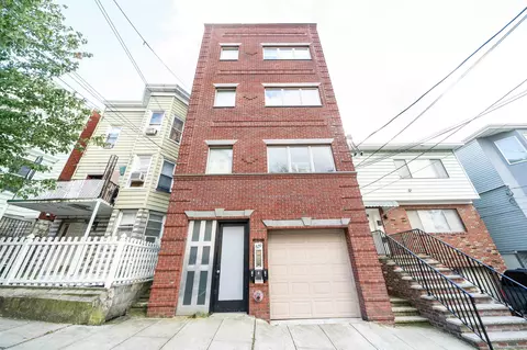 629 38th St #1, Union City, NJ 07087
