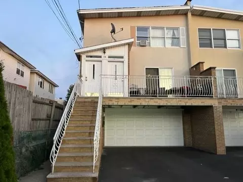 18 Bergen Blvd, Fairview, NJ 07022