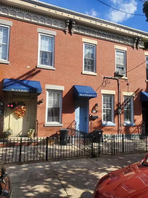 510 23rd St, Union City, NJ 07087