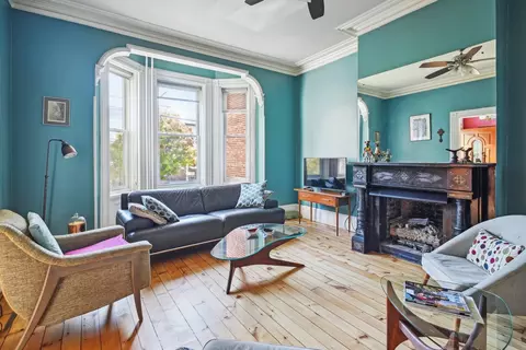 1095 Summit Ave, Jersey City, NJ 07307