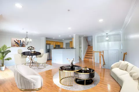 151 Blue Heron Dr #151, Secaucus, NJ 07094