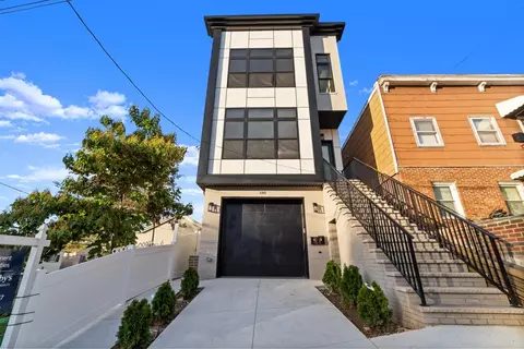 180 Bleecker St #2, Jersey City, NJ 07307