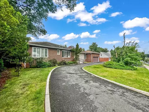 Exterior - 409 Hamilton Pl, Hackensack, NJ 07601 photo 2 of 4