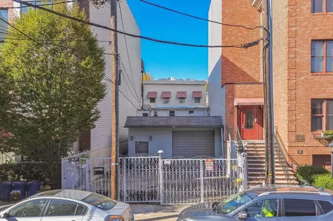 622 Monroe St, Hoboken, NJ 07030