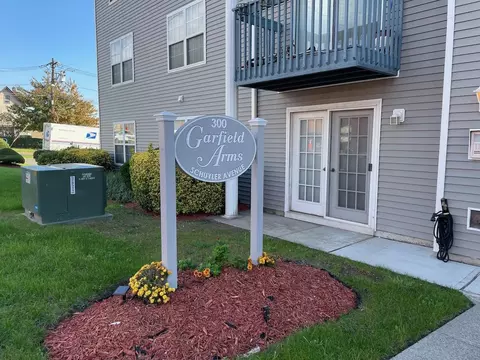 300 Schuyler Ave #13, Kearny, NJ 07032
