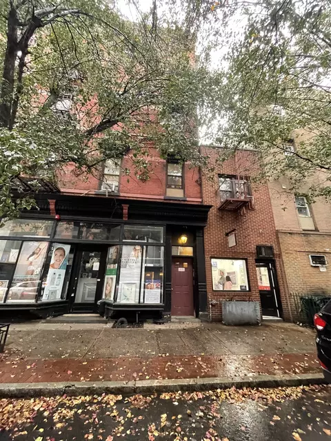 252-256 1st St #1, Hoboken, NJ 07030
