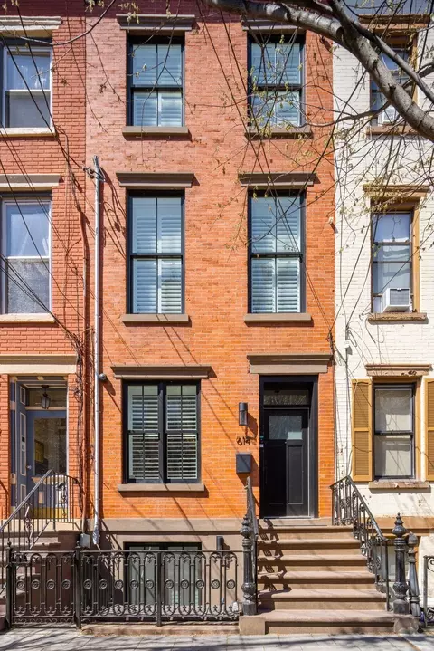 614 Bloomfield St, Hoboken, NJ 07030