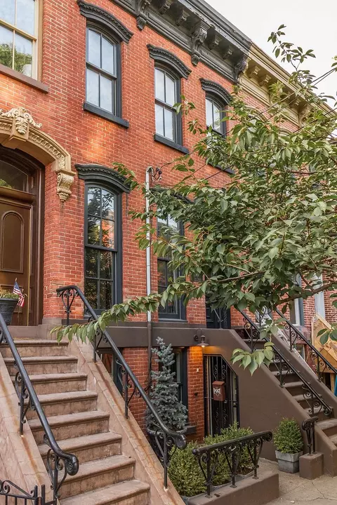 149 Coles St, Jersey City, NJ 07302
