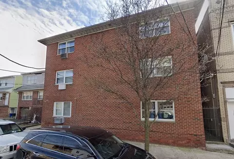 7020 Polk St #17, Guttenberg, NJ 07093