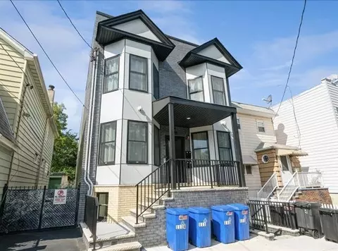 111 Collard St #4, Jersey City, NJ 07306
