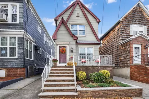 267 Avenue A, Bayonne, NJ 07002