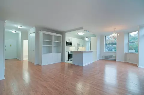 100 Grand Cove Way #PH 5J, Edgewater, NJ 07020